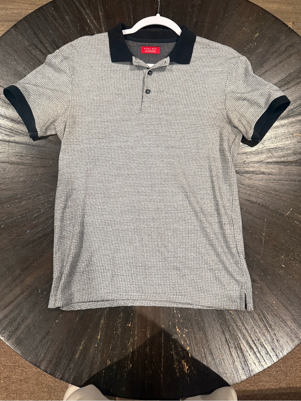 Zara Men’s Grey Micro-Pattern Polo with Black Collar and Cuffs